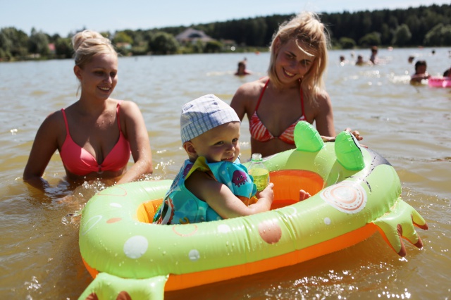 Москвичам сообщили о правилах компенсации летнего отдыха детей льготных категорий