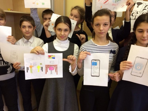 Школьники из поселка Курилово создали рисунки о безопасном пользовании интернетом