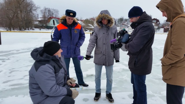 Акция «Безопасность людей на льду» проходит в Новой Москве
