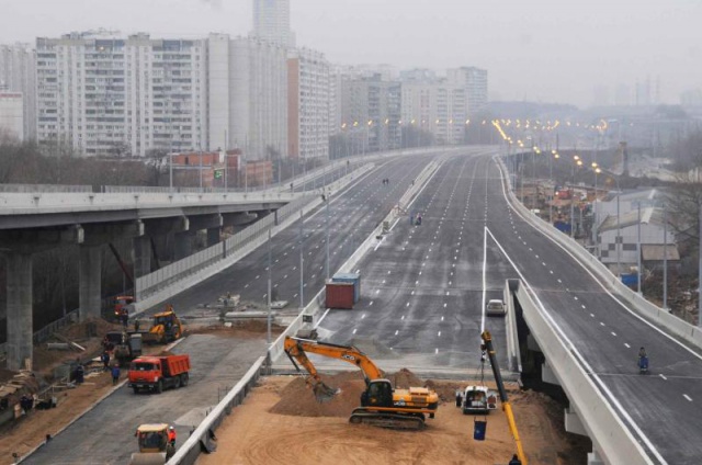 Более 50 километров дорог проложили в Новой Москве за 2017 год