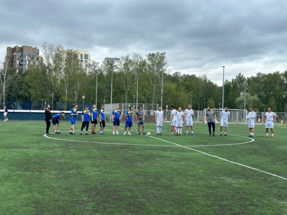 Члены СК «Заря» вышли во второй тур чемпионата по футболу