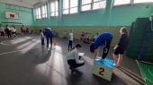 Сотрудники школы №2075 провели соревнования на получение знака ГТО