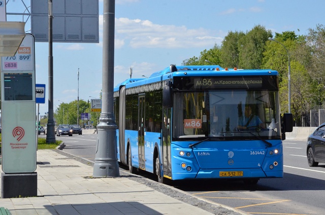 Заказные автобусы Мосгортранса с января 2022 года перевезли больше 60 000 человек