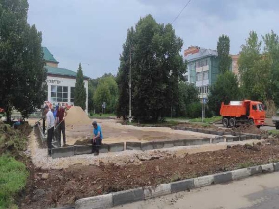Работы по обустройству парковки стартовали в поселке Щапово поселения Щаповское