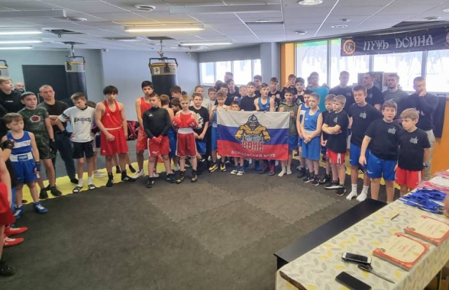 Воспитанники СК «Заря» приняли участие в турнире по боксу