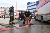 Более 500 пожарных обеспечат безопасность в столице во время праздников