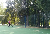 В Щапово продолжаются работы по благоустройству спортивных и детских площадок