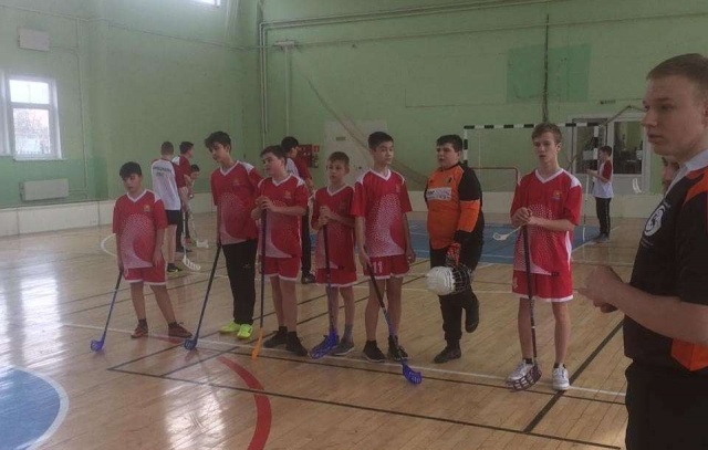 Спортсмены из Щаповского поучаствовали в окружном турнире по флорболу