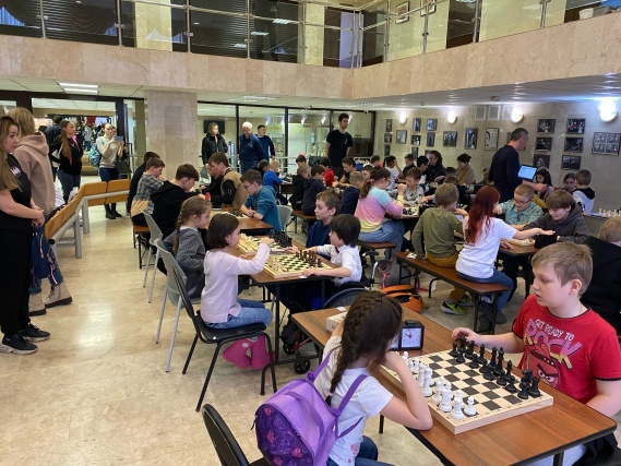 Турнир по шахматам состоялся в СК «Заря»