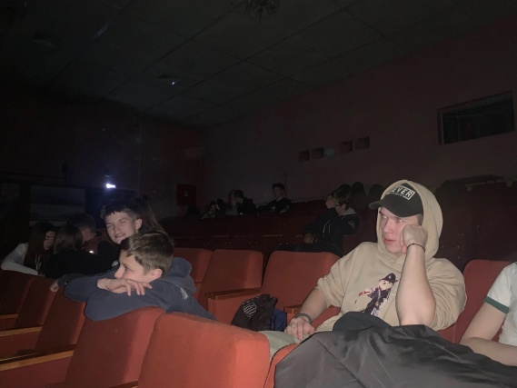 Члены Молодежной палаты организовали кинопоказ в Щаповском