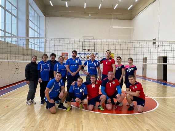 Спортсмены из Щаповского приняли участие в соревнованиях по волейболу
