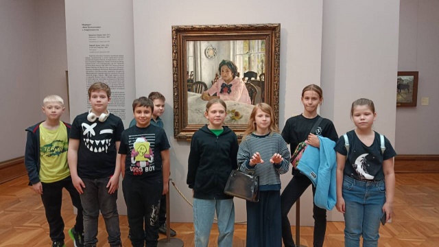Воспитанники Щаповской ДШИ посетили Третьяковскую галерею