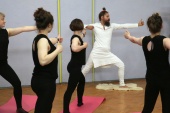 Очередное занятие по йоге «Сила тела» пройдет в городском клубном пространстве «Мой социальный центр»