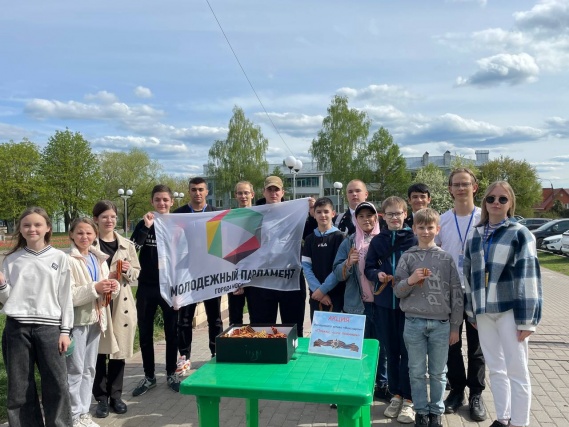 Акцию «Повяжи, если помнишь» организовали активисты поселения Щаповское