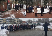 В честь Дня защитника Отечества в Щапово прошел памятный митинг с возложением цветов