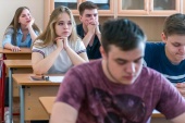Ученики школ Москвы сдадут ЕГЭ в июле