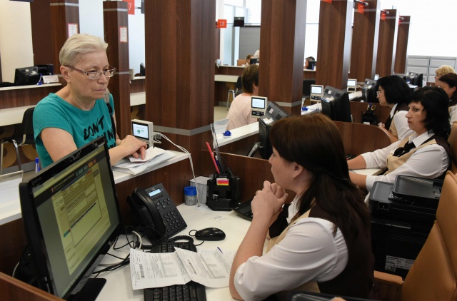 Более 200 тысяч человек обслужили центры госуслуг в Новой Москве