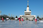 "Зимнее сердце Москвы" украсит каток на ВДНХ в Москве