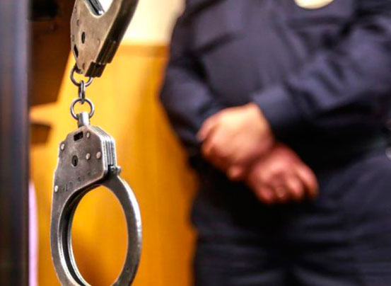 Полицейские УВД по ТиНАО задержали подозреваемого в мошенничестве