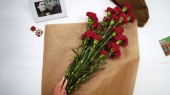 Больше, чем цветы: всероссийская благотворительная акция помощи ветеранам «Красная гвоздика»