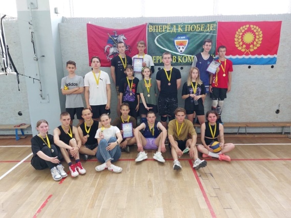 Соревнования по волейболу прошли в поселке Щапово