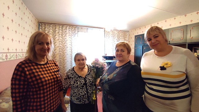 90-летний юбилей отмечает жительница поселка Щапово