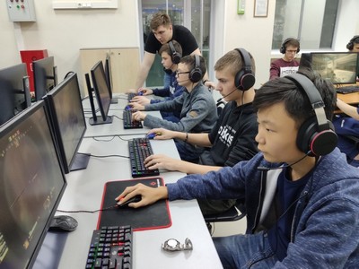 Школьники успешно выступили на отборочном этапе компьютерных игр