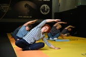 Сотрудники Центра социального обслуживания «Щербинский» пригласили принять участие в мастер-классе о йоге