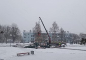 Новогоднюю ель демонтируют в Щаповском