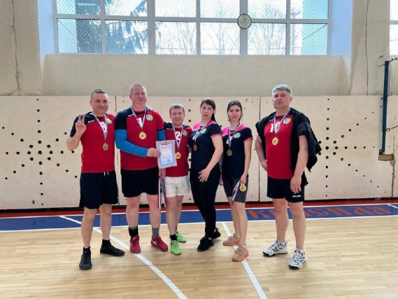 Спортсмены из Щаповского одержали победу в турнире по волейболу