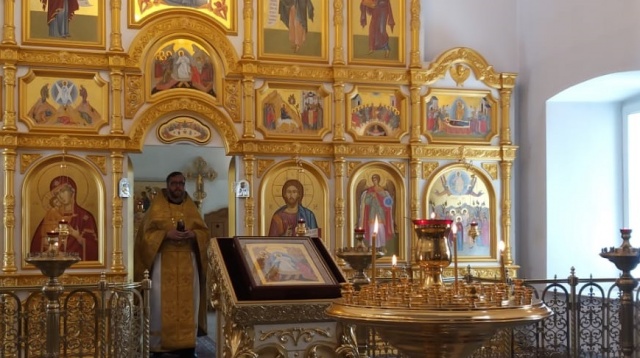Божественную литургию проведут в храме деревни Сатино-Русское