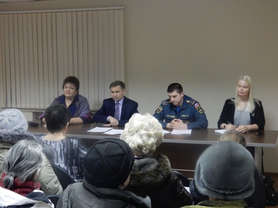 Сотрудники МЧС приняли участие во встречах с населением поселений ТАО