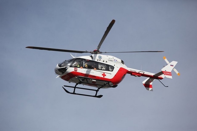 Санитарный вертолет эвакуировал из ТиНАО в больницу женщину с инсультом